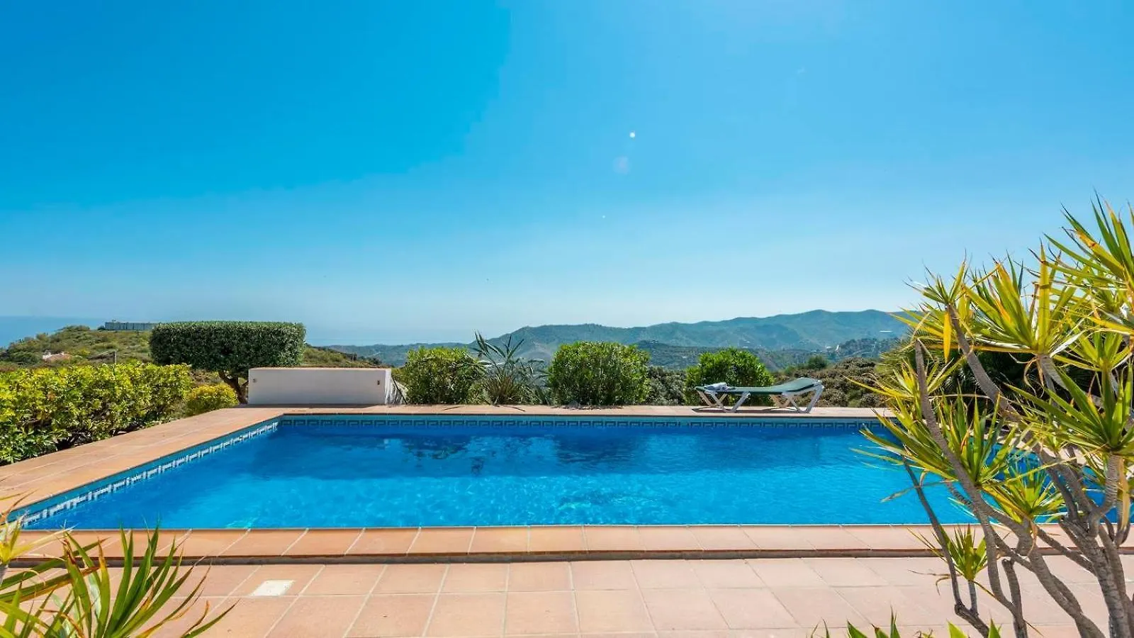 Villa Cala Chica Cajiz By Ruralidays Cajís
